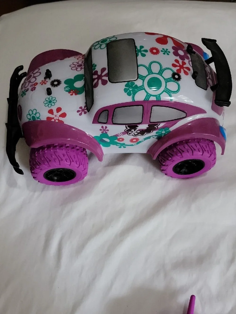 Sharper Image Floral Remote Control Stunt Car - White & Purple